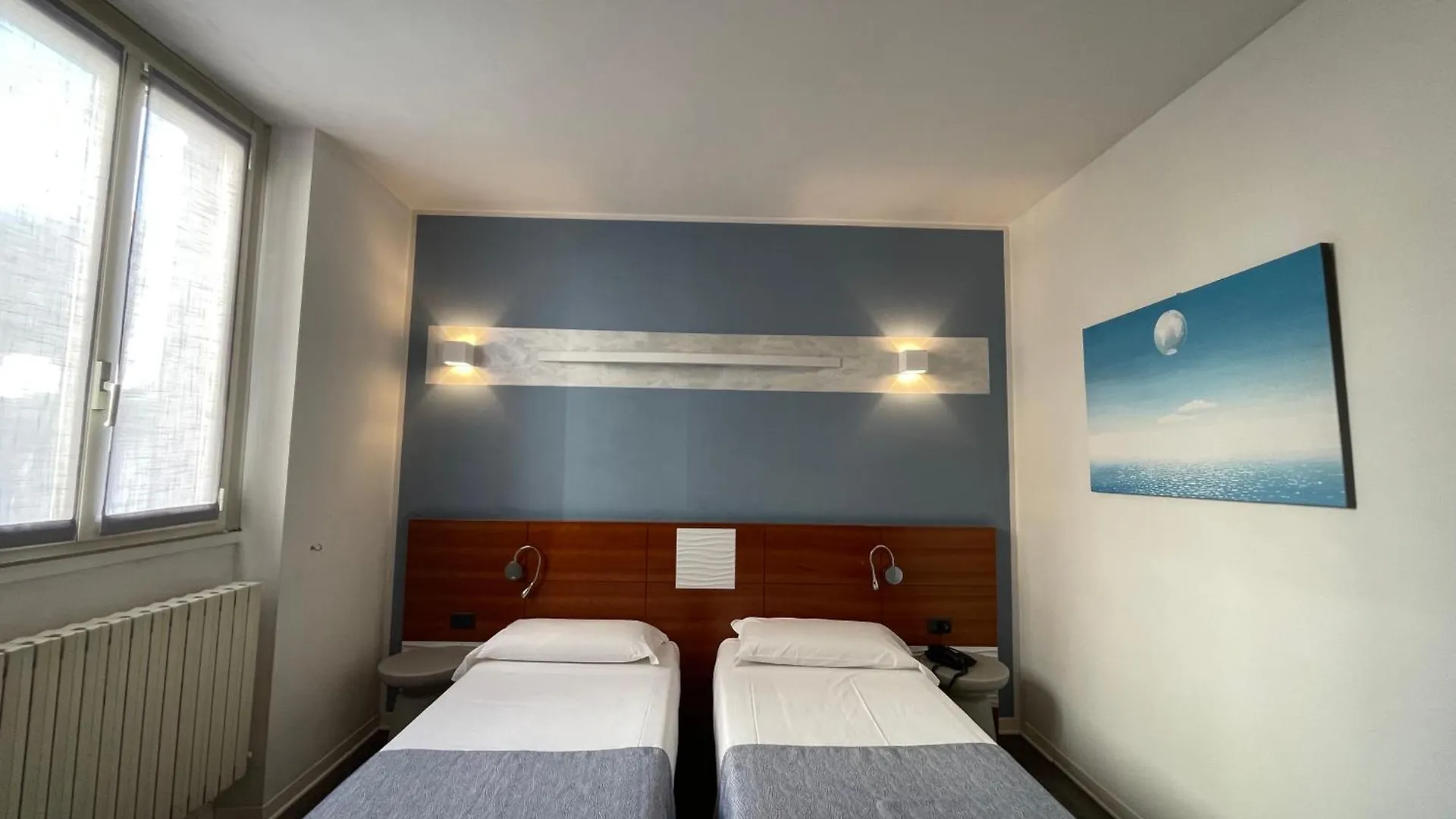 Hotel Europa Varese 3*,
