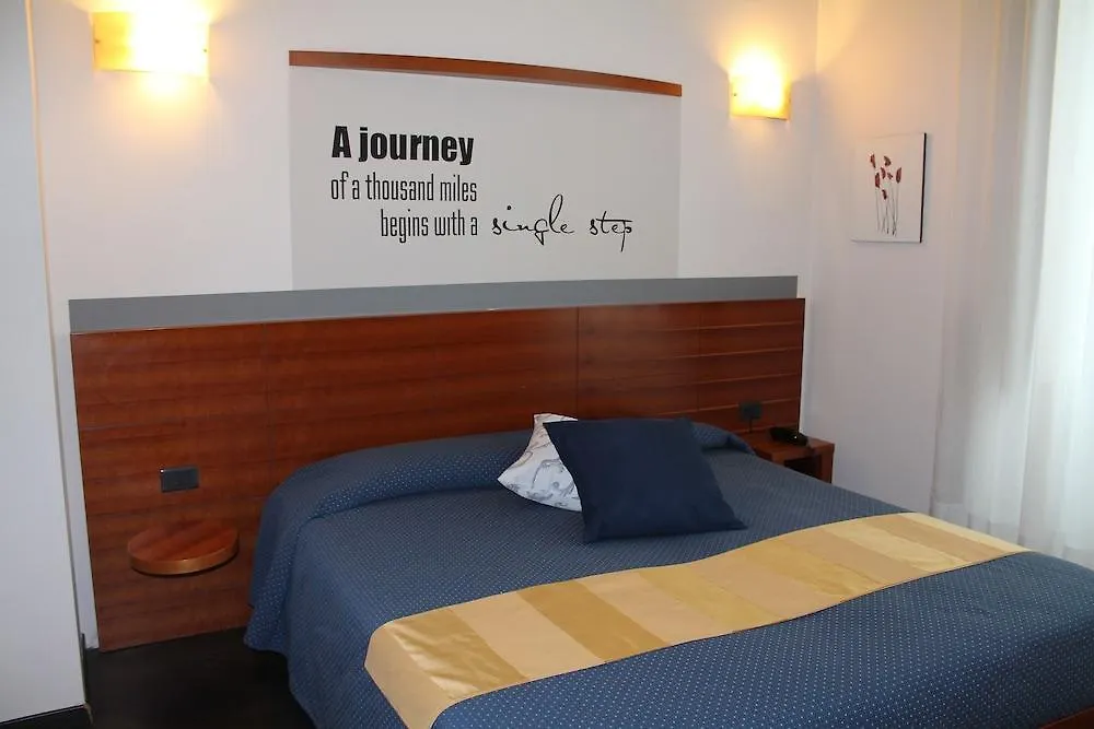 Hotel Europa Varese 3*,