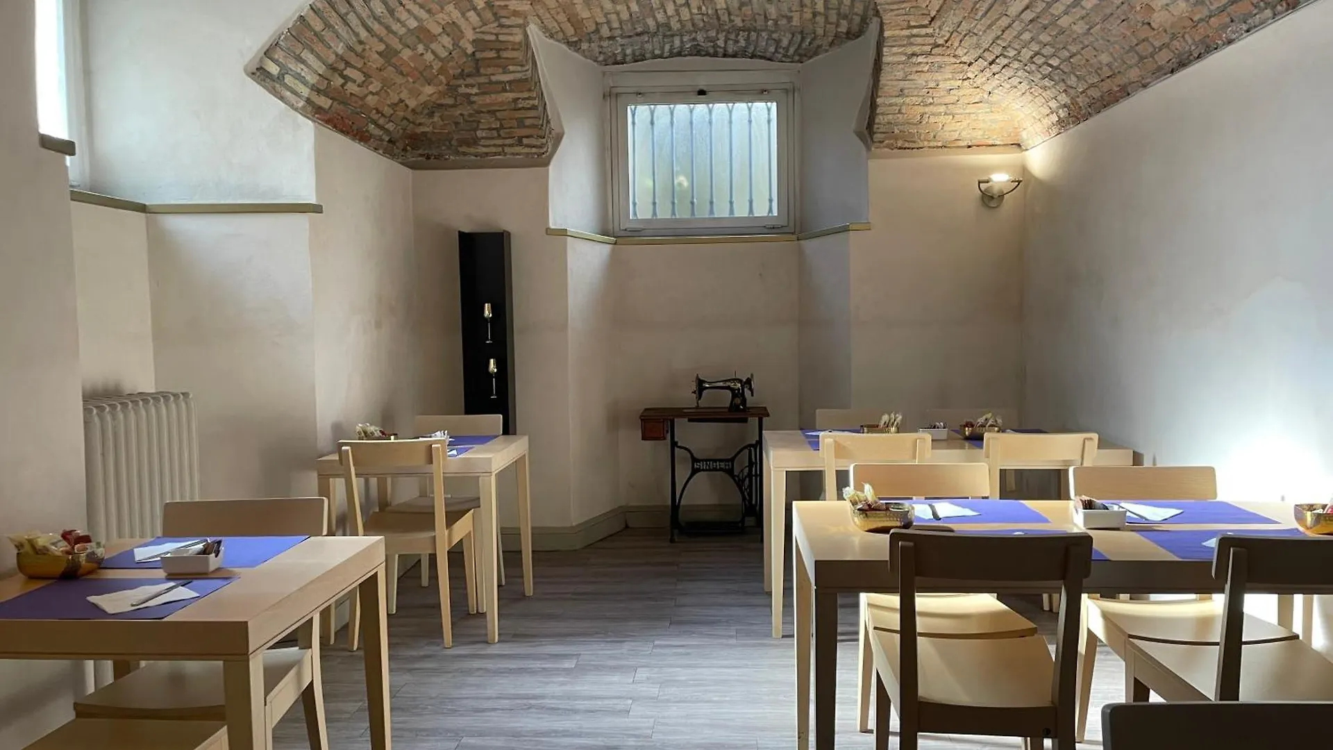 Hotel Europa Varese 3*,  Italien