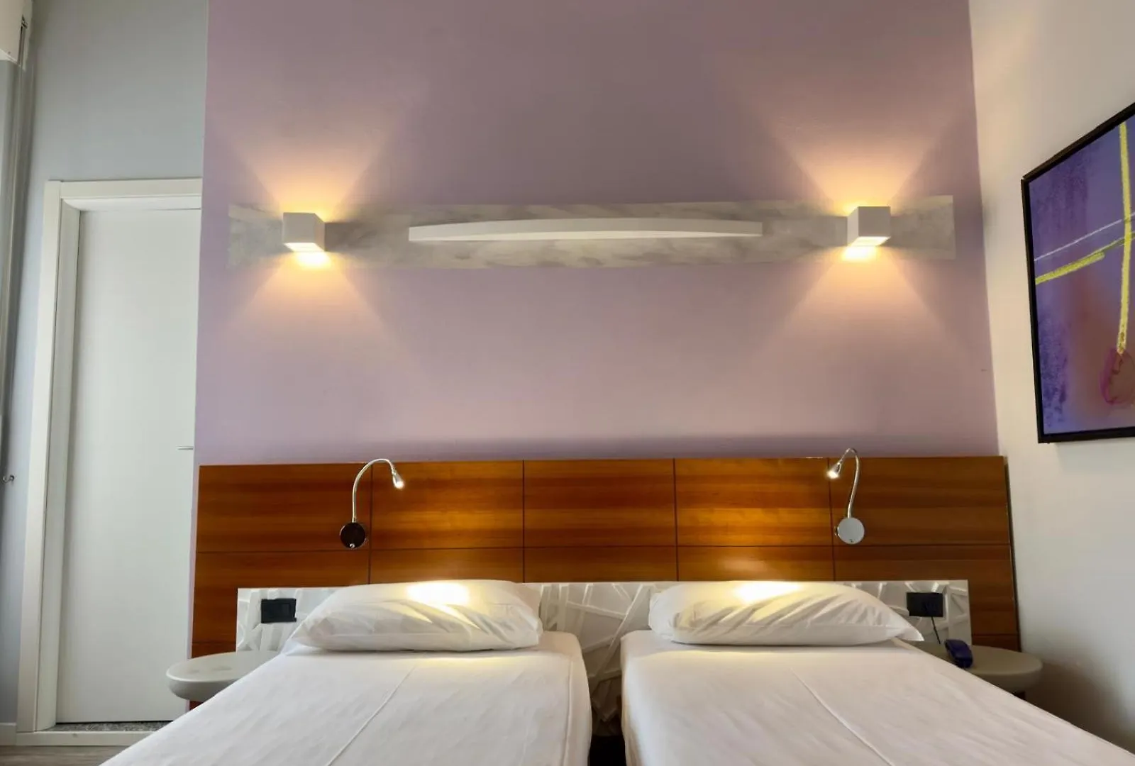Hotel Europa Varese 3*,